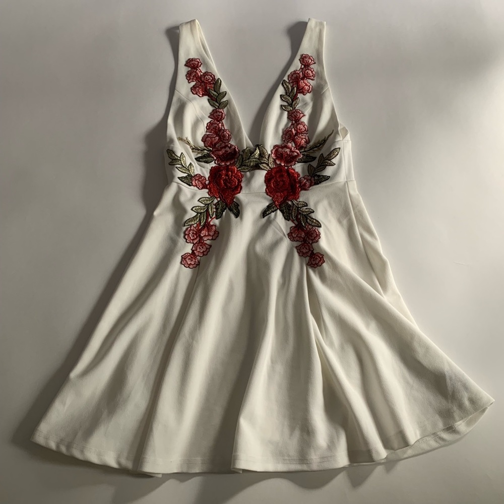 Stella Laguna Beach deep scoop neck skater dress